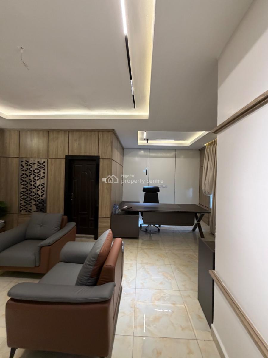 Standard 4 Bedroom Terrace Duplex, Guzape District, Abuja, Terraced Duplex for Sale