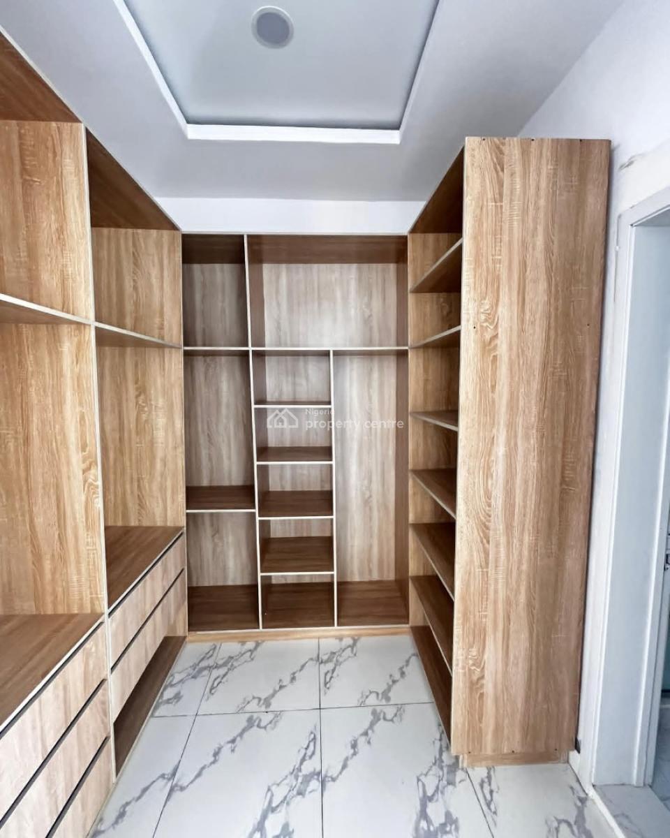 4 Bedroom Semi Detached Duplex with Bq., Ologolo, Lekki, Lagos, Semi-detached Duplex for Sale