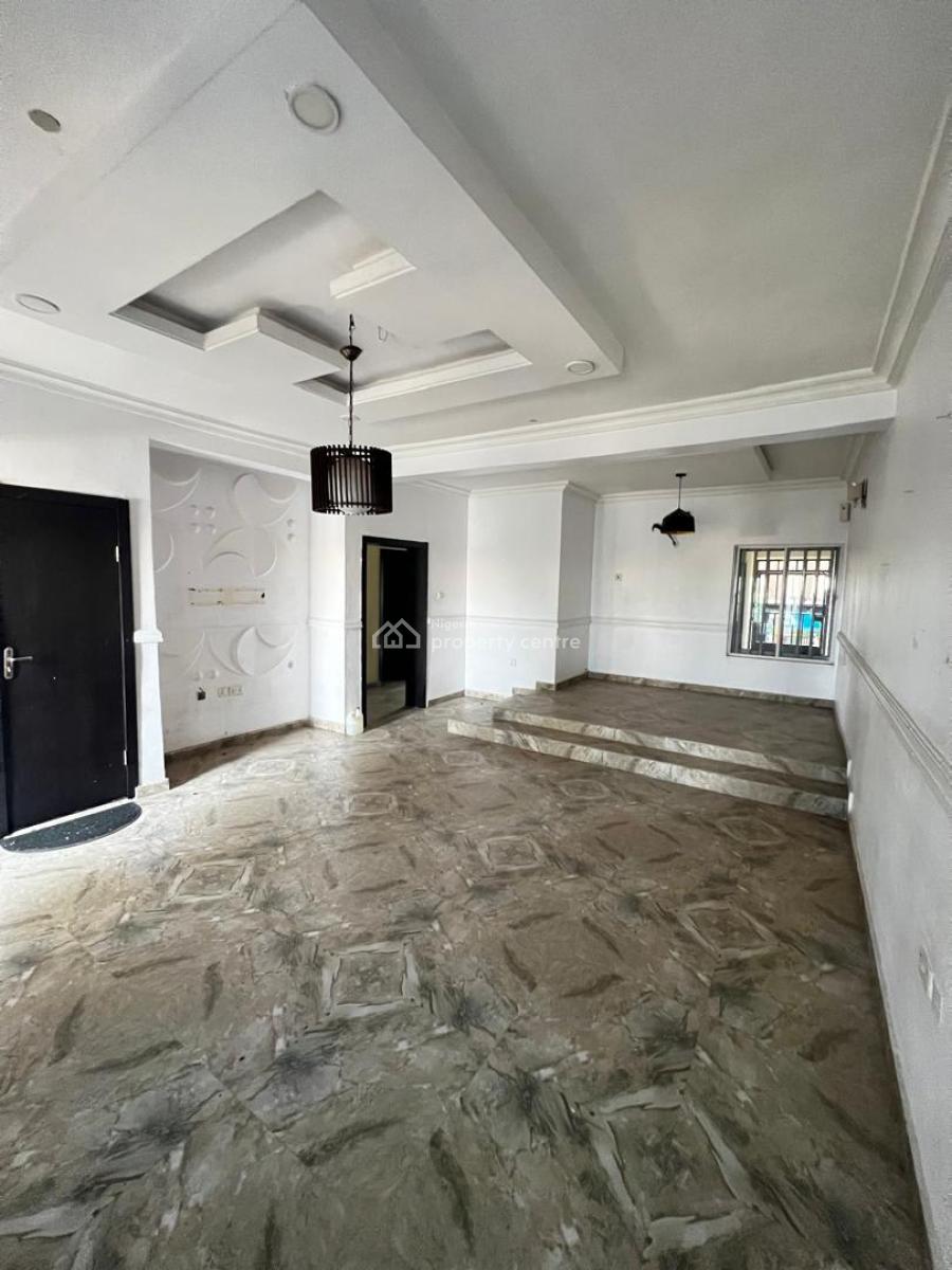 Service 2bedroom Apartment, Magodo Phase 1 Estate, Gra Phase 1, Magodo, Lagos, Flat / Apartment for Rent