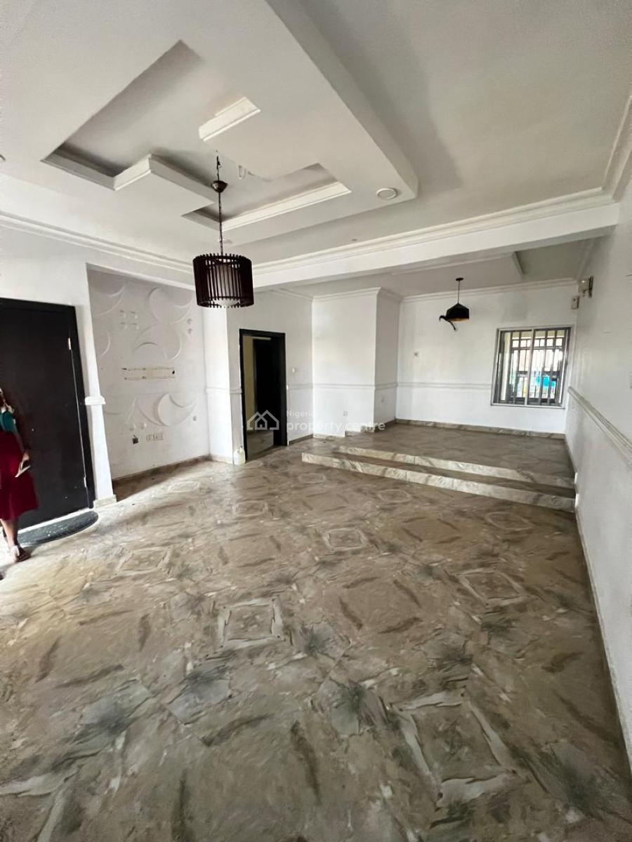 Service 2bedroom Apartment, Magodo Phase 1 Estate, Gra Phase 1, Magodo, Lagos, Flat / Apartment for Rent