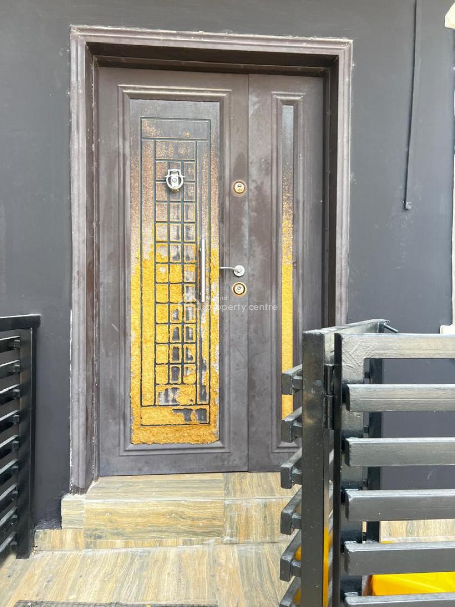 Service 2bedroom Apartment, Magodo Phase 1 Estate, Gra Phase 1, Magodo, Lagos, Flat / Apartment for Rent