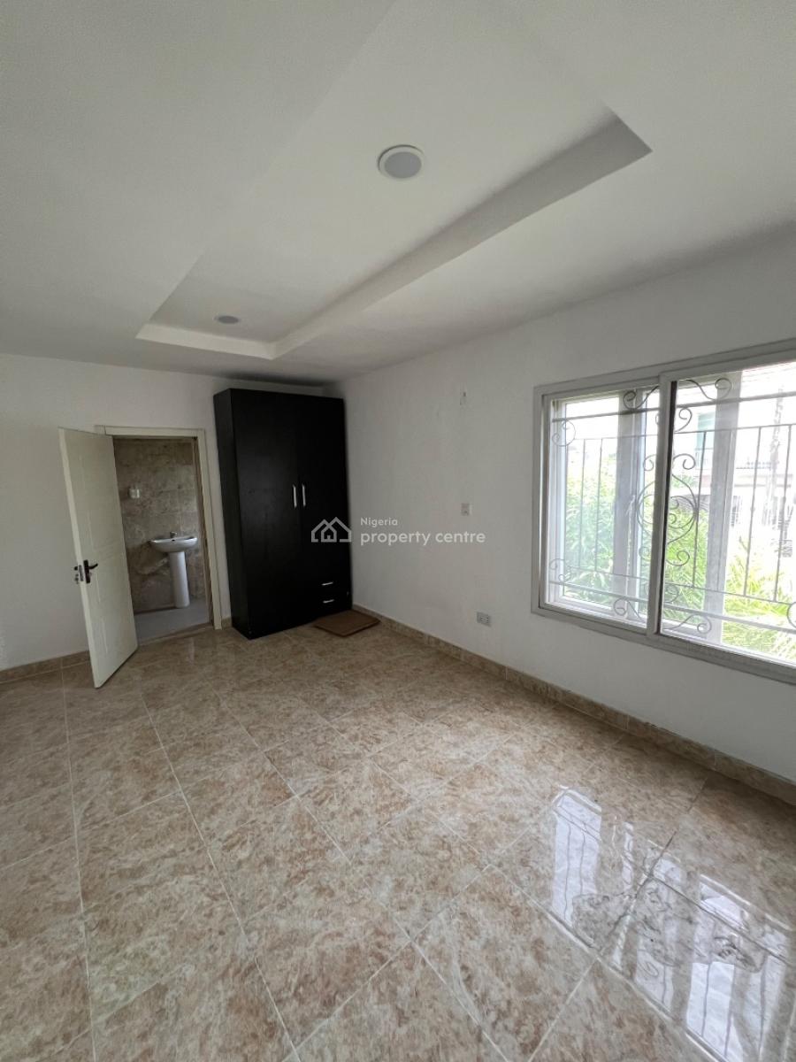 Spacious 3 Bedroom Terrace Duplex, Chevron, Lekki, Lagos, Terraced Duplex for Rent