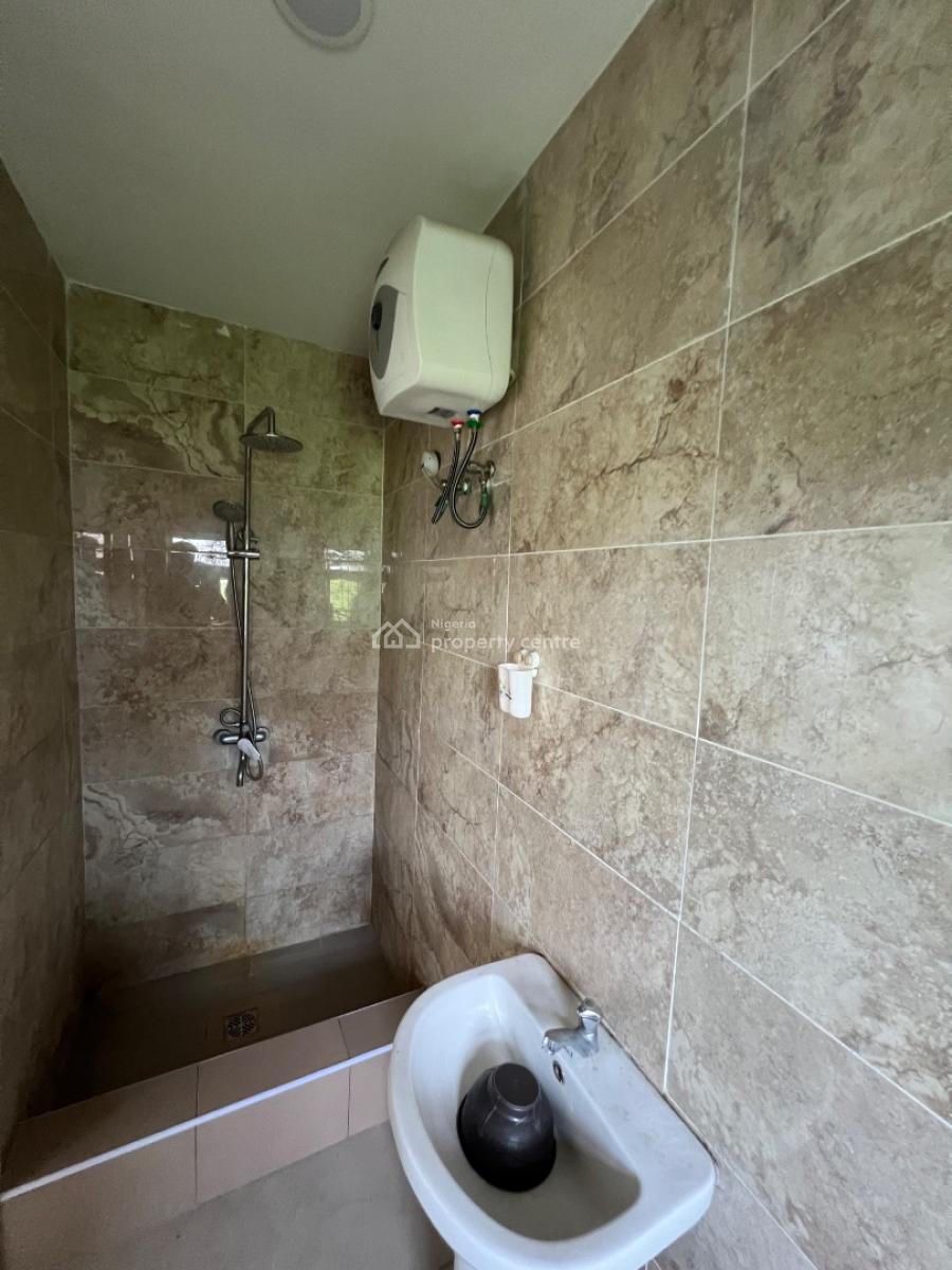 Spacious 3 Bedroom Terrace Duplex, Chevron, Lekki, Lagos, Terraced Duplex for Rent