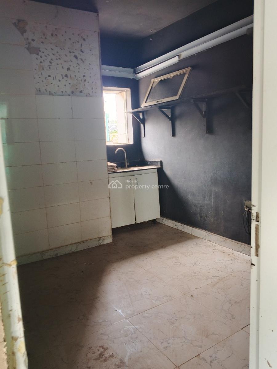 100sqm, 200sqm and 300sqm Office and Shop Space, Ademola Adetokubor Crescent, Wuse 2, Abuja, Office Space for Rent