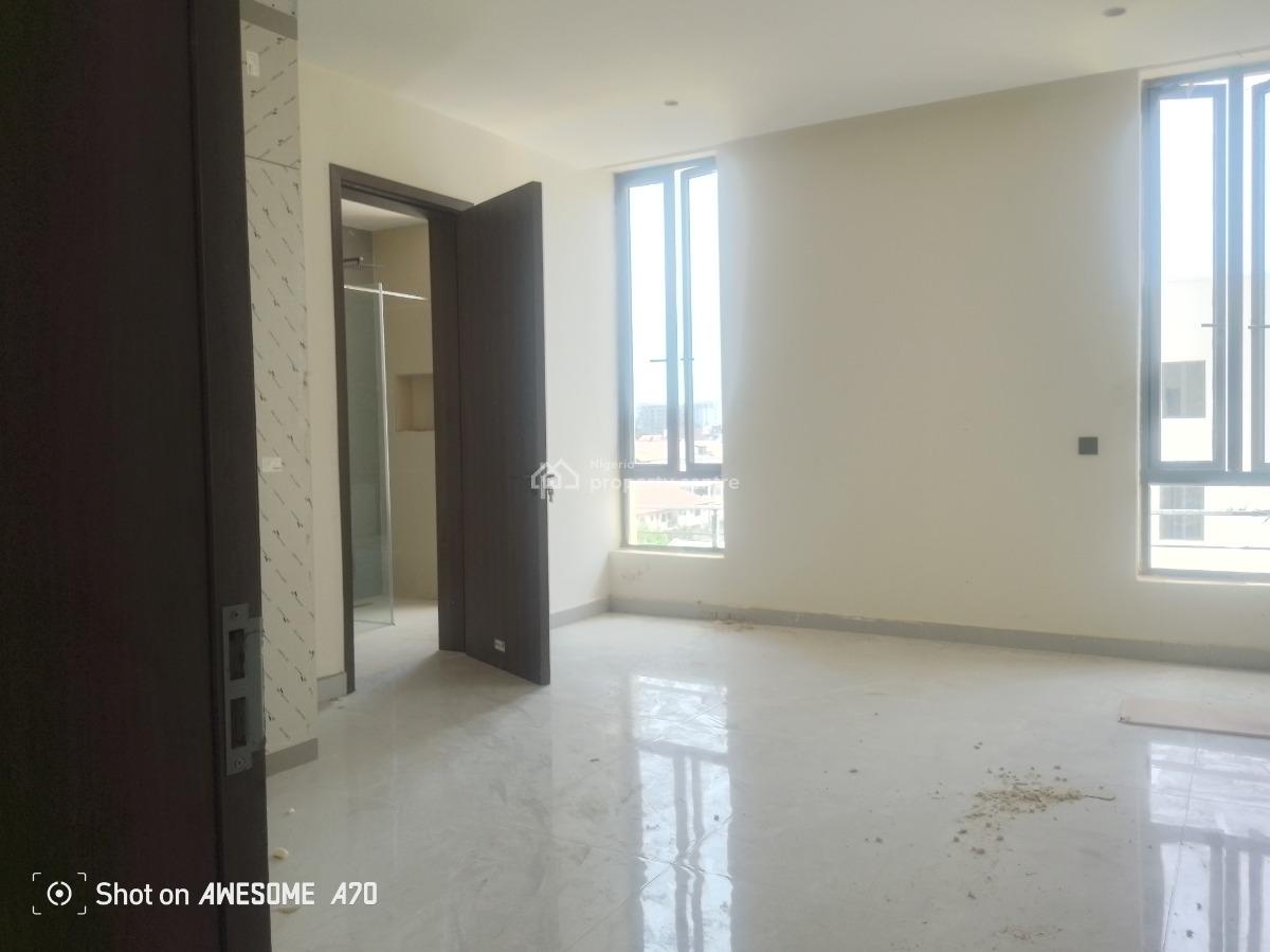 Luxury Standard Brandnew 2bedroom Apartment with Elevator, Off Admiralty Way, Lekki Phase 1, Lekki, Lagos, Flat / Apartment for Sale