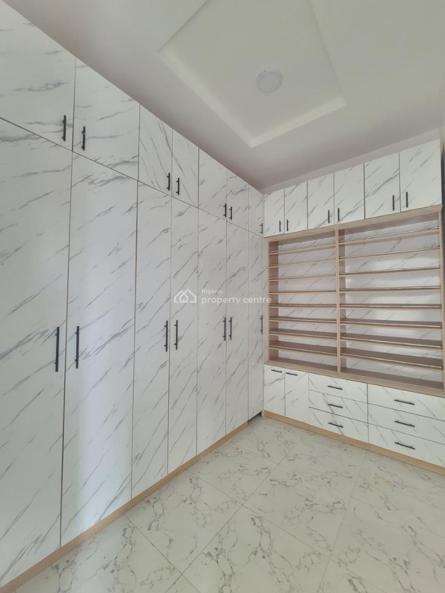 Standard 4 Bedroom Terrace Duplex, Ikota G.r.a, Lekki, Lagos, Terraced Duplex for Sale