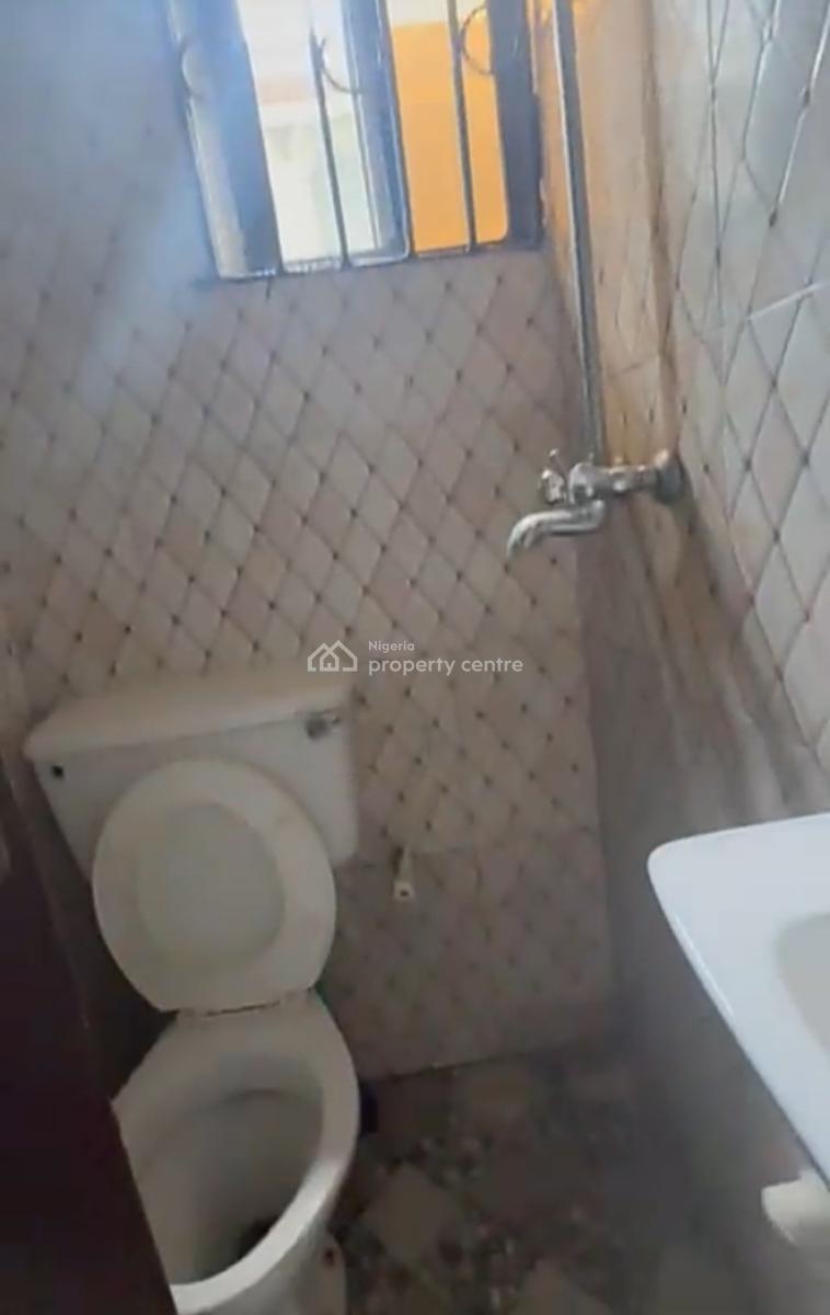 Standard 2 Bedroom Apartment { Video}, Thomas Estate, Ajah, Lagos, Flat / Apartment for Rent