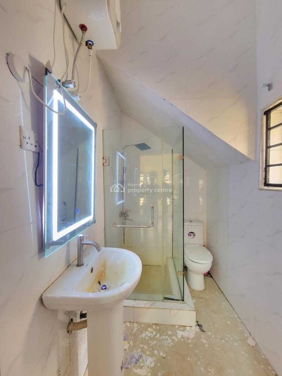 Standard and Spacious 5 Bedroom Fully Detached Duplex with Bq, Ikota Villa Estate, Lekki, Lagos, Detached Duplex for Rent