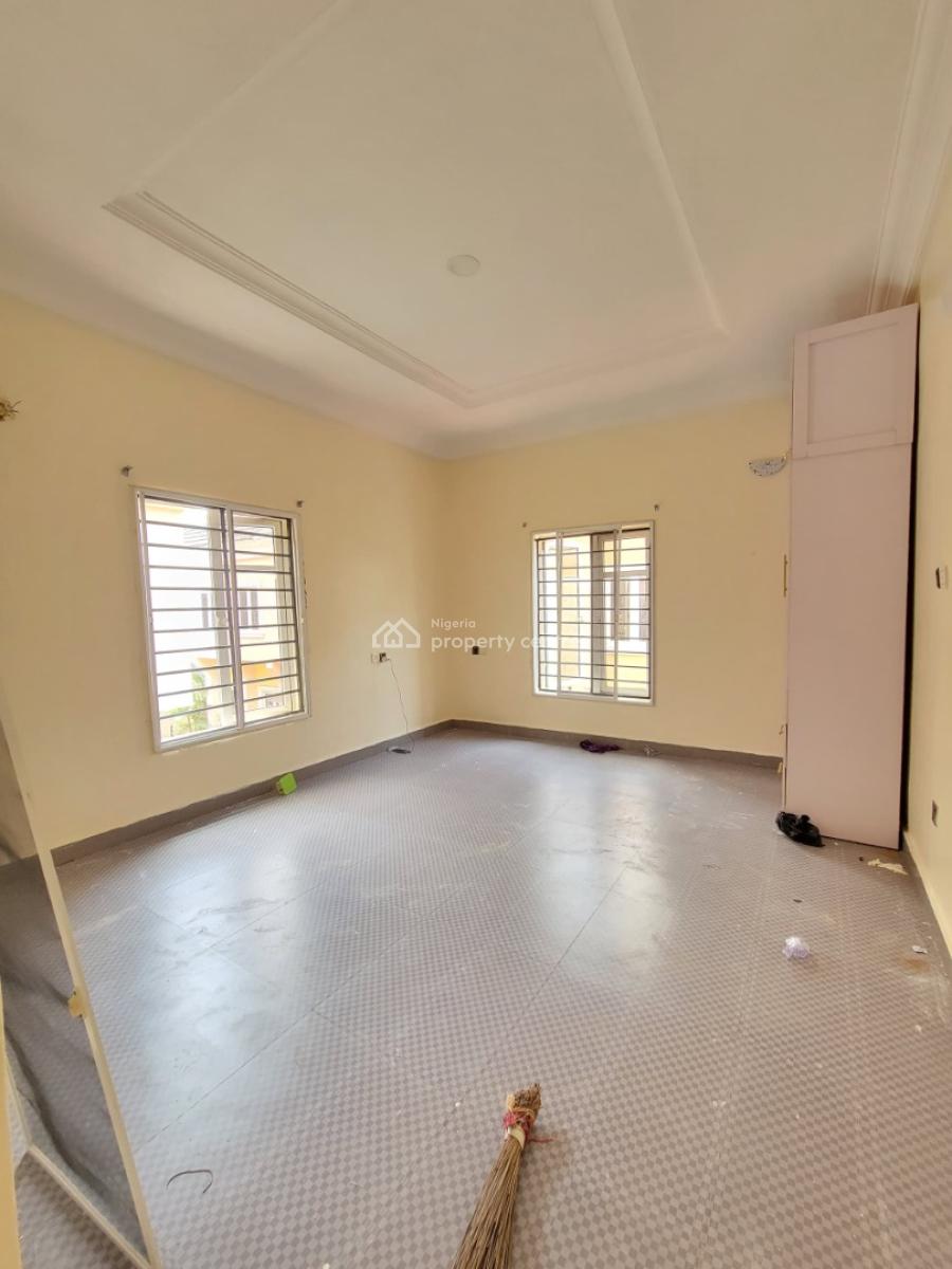 Standard and Spacious 5 Bedroom Fully Detached Duplex with Bq, Ikota Villa Estate, Lekki, Lagos, Detached Duplex for Rent