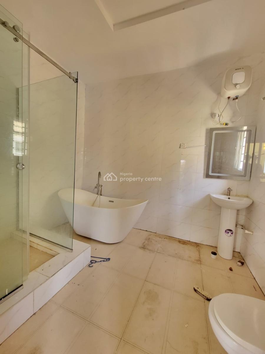 Standard and Spacious 5 Bedroom Fully Detached Duplex with Bq, Ikota Villa Estate, Lekki, Lagos, Detached Duplex for Rent