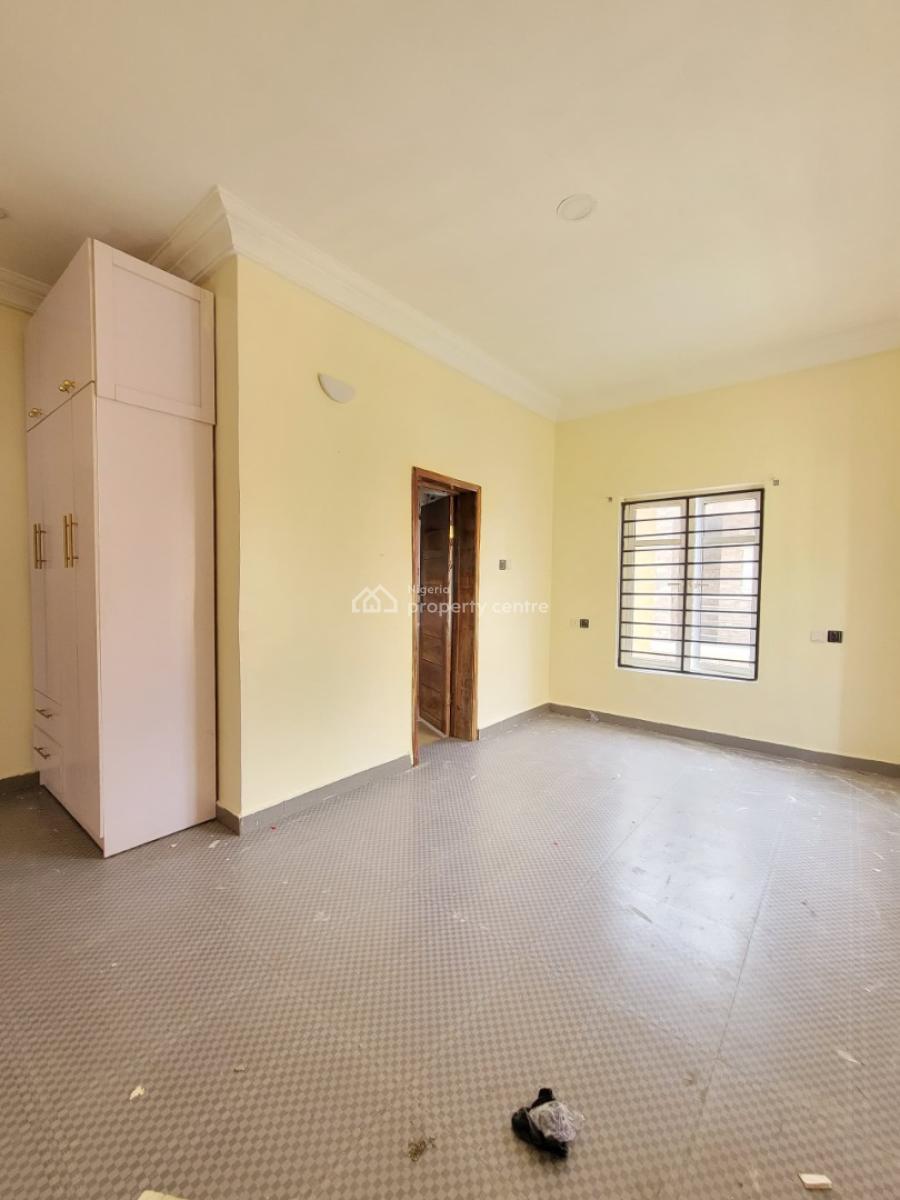 Standard and Spacious 5 Bedroom Fully Detached Duplex with Bq, Ikota Villa Estate, Lekki, Lagos, Detached Duplex for Rent