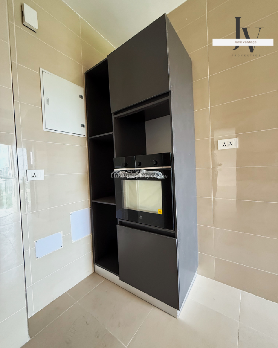 3-bedroom Apartment Best Location with Water View, Victoria Island (vi), Lagos, Flat / Apartment for Rent