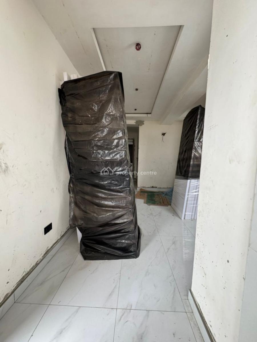 Luxury 2-bedroom Apartment with Pool & Elevator, Osapa, Lekki, Lagos, Flat / Apartment for Sale