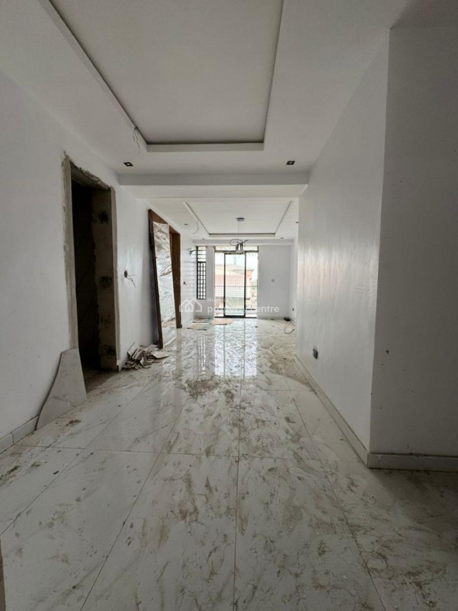 Luxury 2-bedroom Apartment with Pool & Elevator, Osapa, Lekki, Lagos, Flat / Apartment for Sale