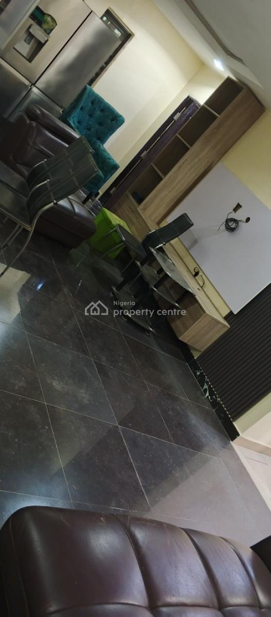 Semi Furnished 3bedrooms Block of Flats, Police Quarters, Garki, Garki, Abuja, Flat / Apartment for Rent