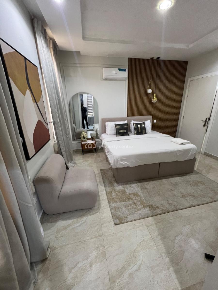 Furnished and Fully-serviced 3-bedroom Apartment with Bq, Lekki Phase 1, Lekki, Lagos, Flat / Apartment for Rent