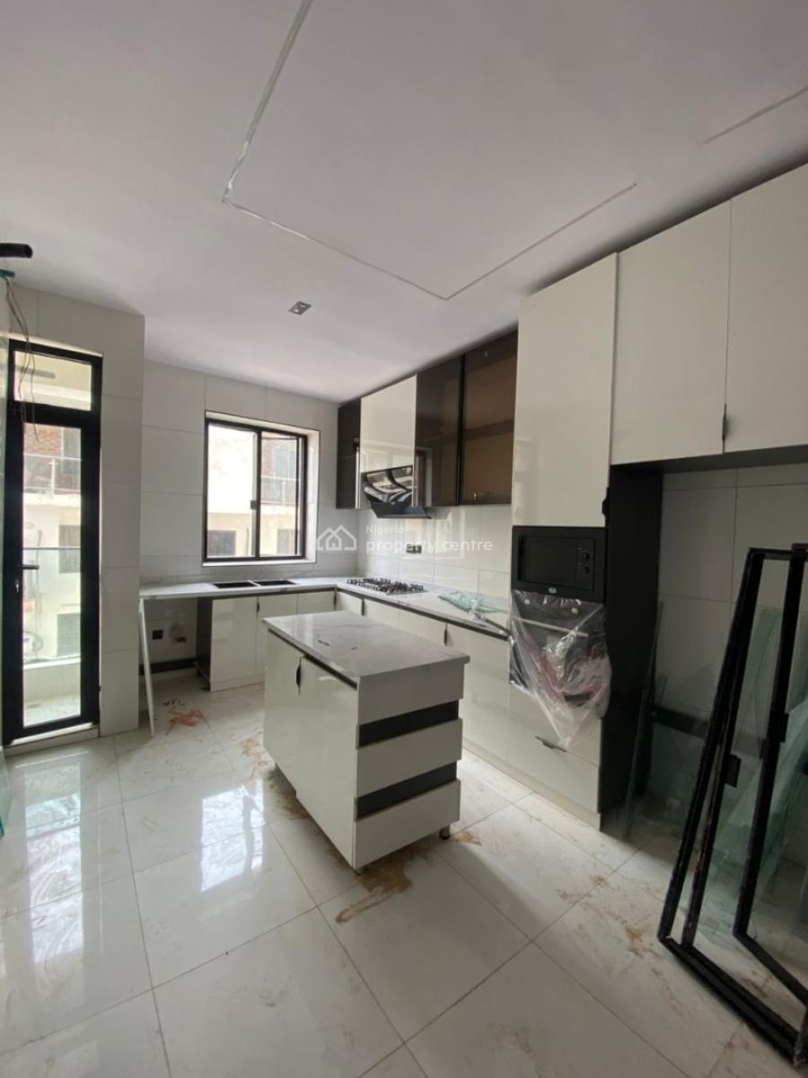 a Stunning 2 Bedroom Apartment with Bq-, Ikate, Lekki, Lagos, Flat / Apartment for Sale