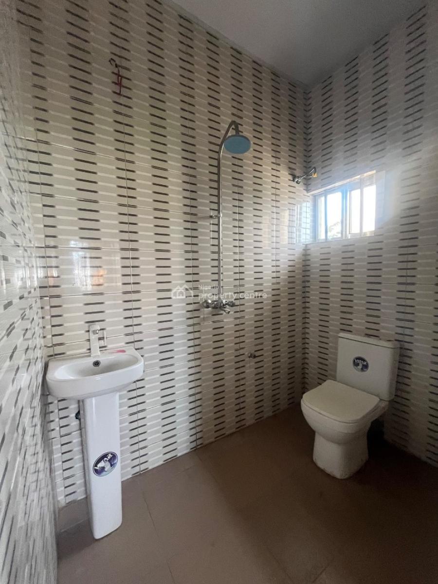 3bedroom Flat, Deeper Life Estate, Ogombo, Ajah, Lagos, Flat / Apartment for Rent