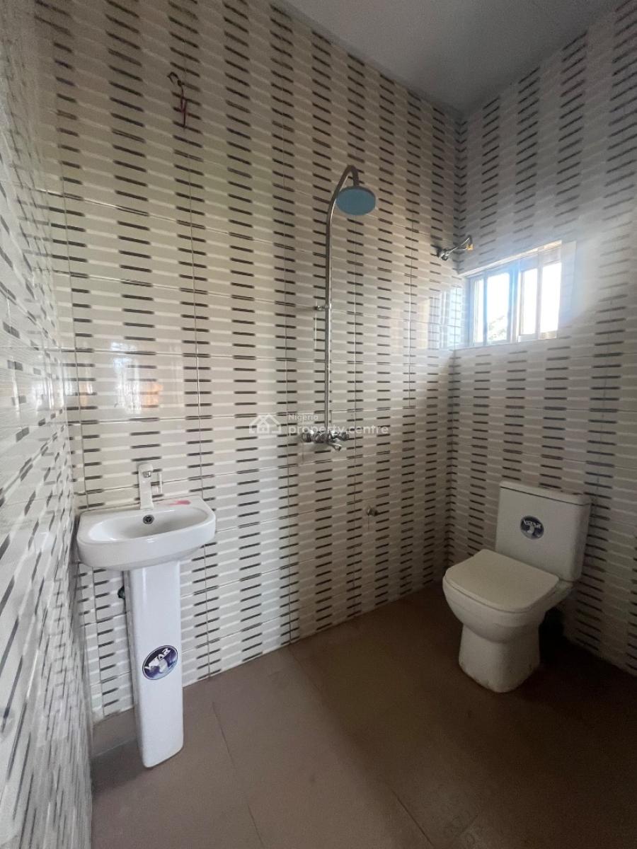 3bedroom Flat, Deeper Life Estate, Ogombo, Ajah, Lagos, Flat / Apartment for Rent