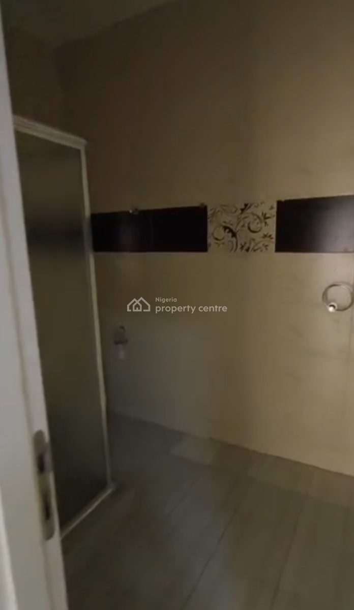 Spacious 3 Bedroom Apartment, Ikeja Gra, Ikeja, Lagos, Flat / Apartment for Rent