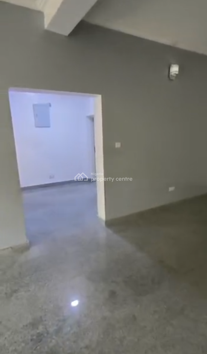 Spacious 3 Bedroom Apartment, Ikeja Gra, Ikeja, Lagos, Flat / Apartment for Rent