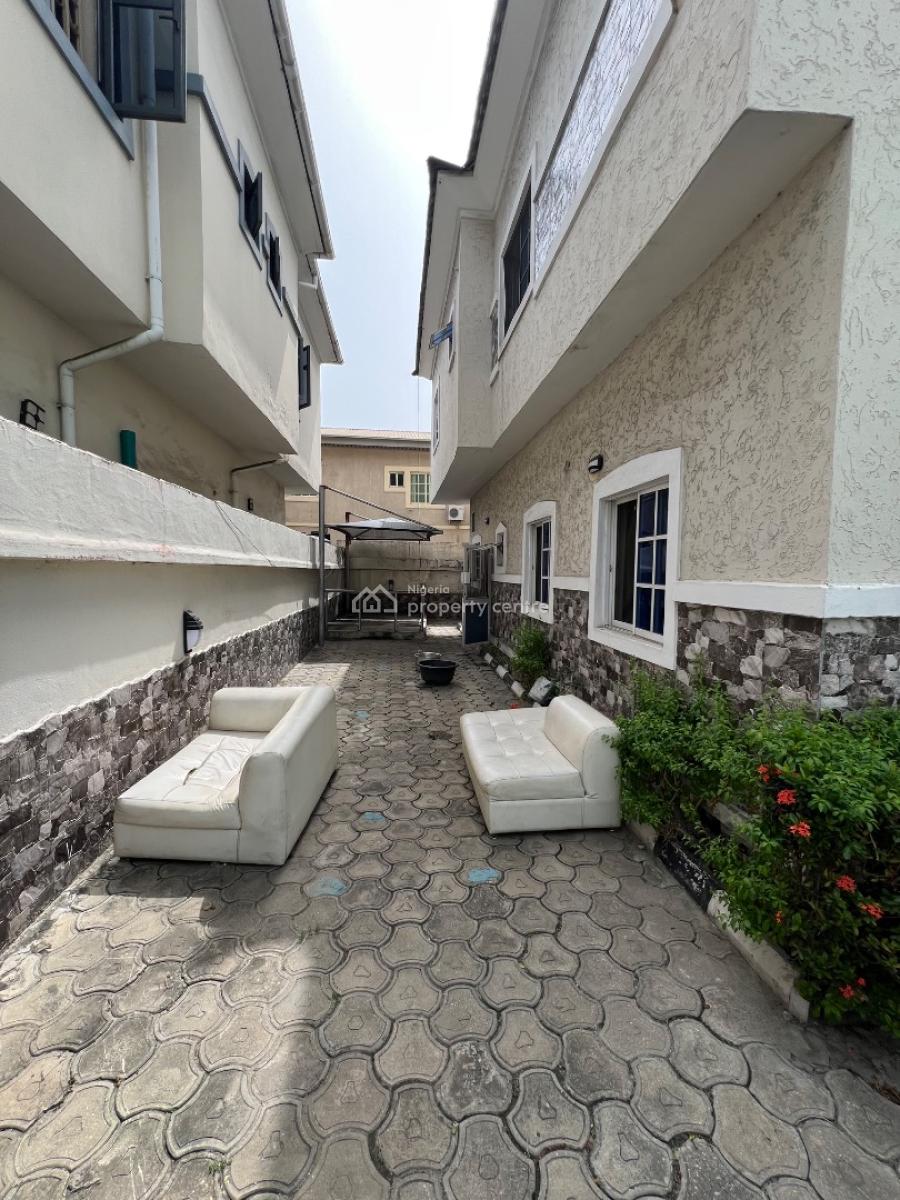 5 Bedroom Fully Detached Duplex with a Bq., Chevron, Lekki, Lagos, Detached Duplex for Rent