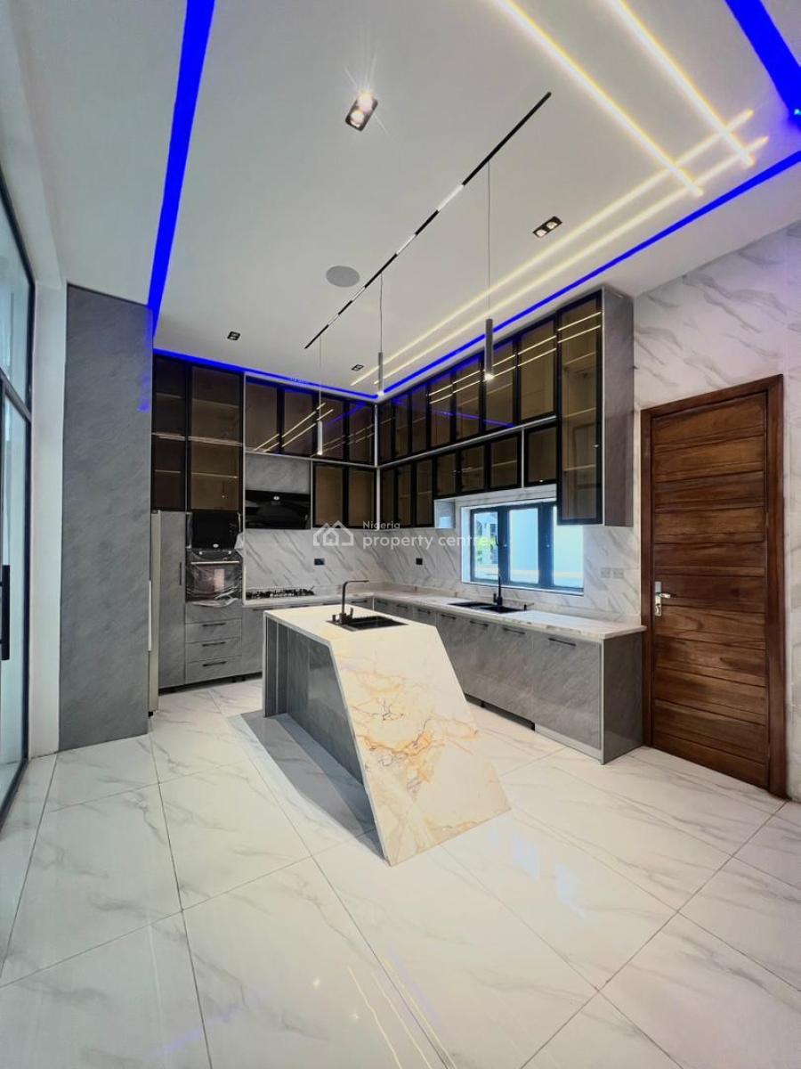 Exquisite Spacious 5bedroom Fully Detached Duplex in a Secure Estate, Lekki Conservation Center, Lekki, Lagos, Detached Duplex for Sale