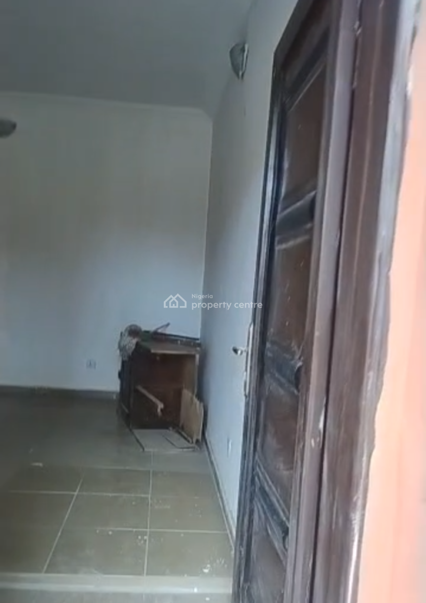 Lovely Spacious 2 Bedroom Flat, Off Alagbole Ajuwon Road, Ojodu Berger, Ojodu, Lagos, Flat / Apartment for Rent