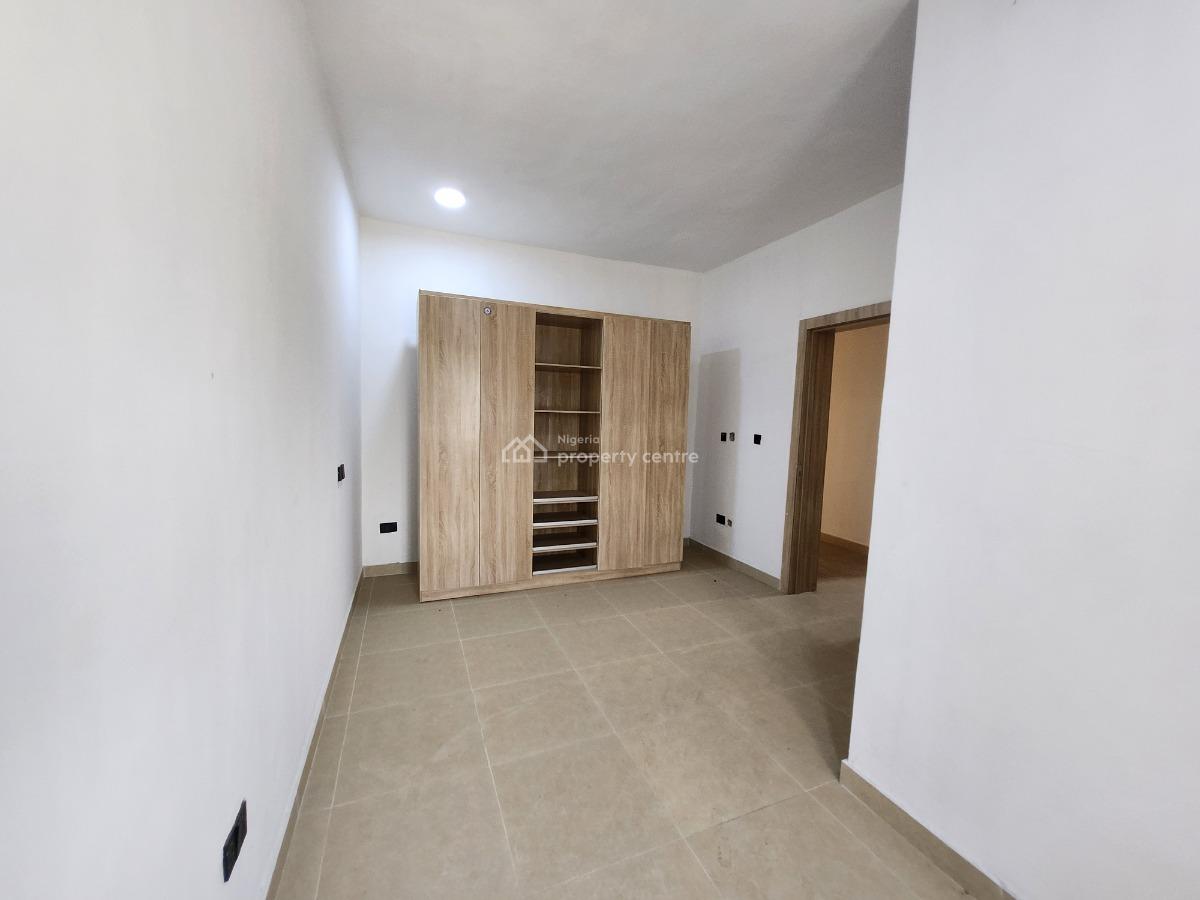Luxury and Spacious 3 Bedroom Apartment, Lekki Scheme 2 Abraham Adesanya, Ajah, Lagos, Flat / Apartment for Sale