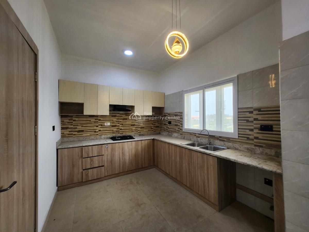 Exquisite and Spacious 2 Bedroom Maisonnette, Lekki Scheme 2 Abraham Adesanya, Ajah, Lagos, Flat / Apartment for Sale