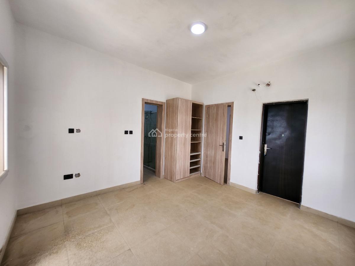 Exquisite and Spacious 2 Bedroom Maisonnette, Lekki Scheme 2 Abraham Adesanya, Ajah, Lagos, Flat / Apartment for Sale