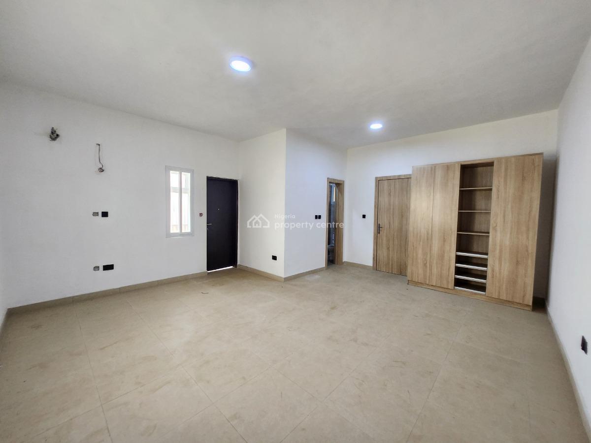 Exquisite and Spacious 2 Bedroom Maisonnette, Lekki Scheme 2 Abraham Adesanya, Ajah, Lagos, Flat / Apartment for Sale