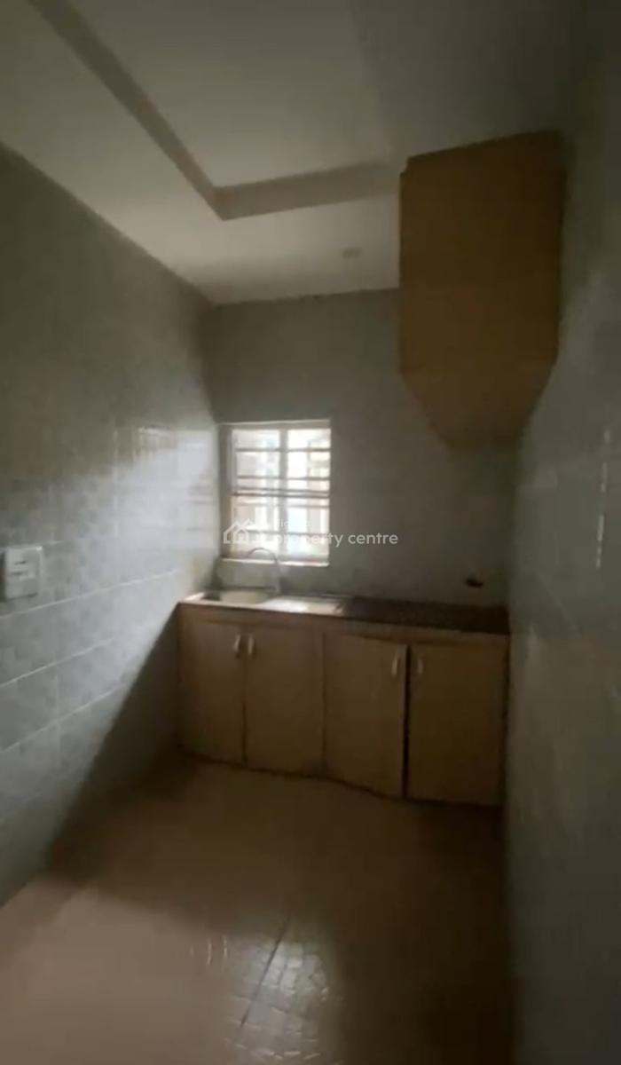Downstairs 2bedroom Flat, Off Addo Road, Ajah, Lagos, Flat / Apartment for Rent