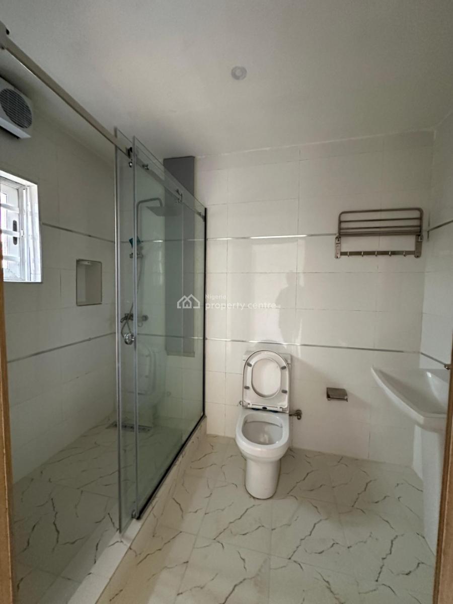 Well Finished Serviced Water-front 3 Bedroom Flat, Ikoyi, Lagos, Flat / Apartment for Rent
