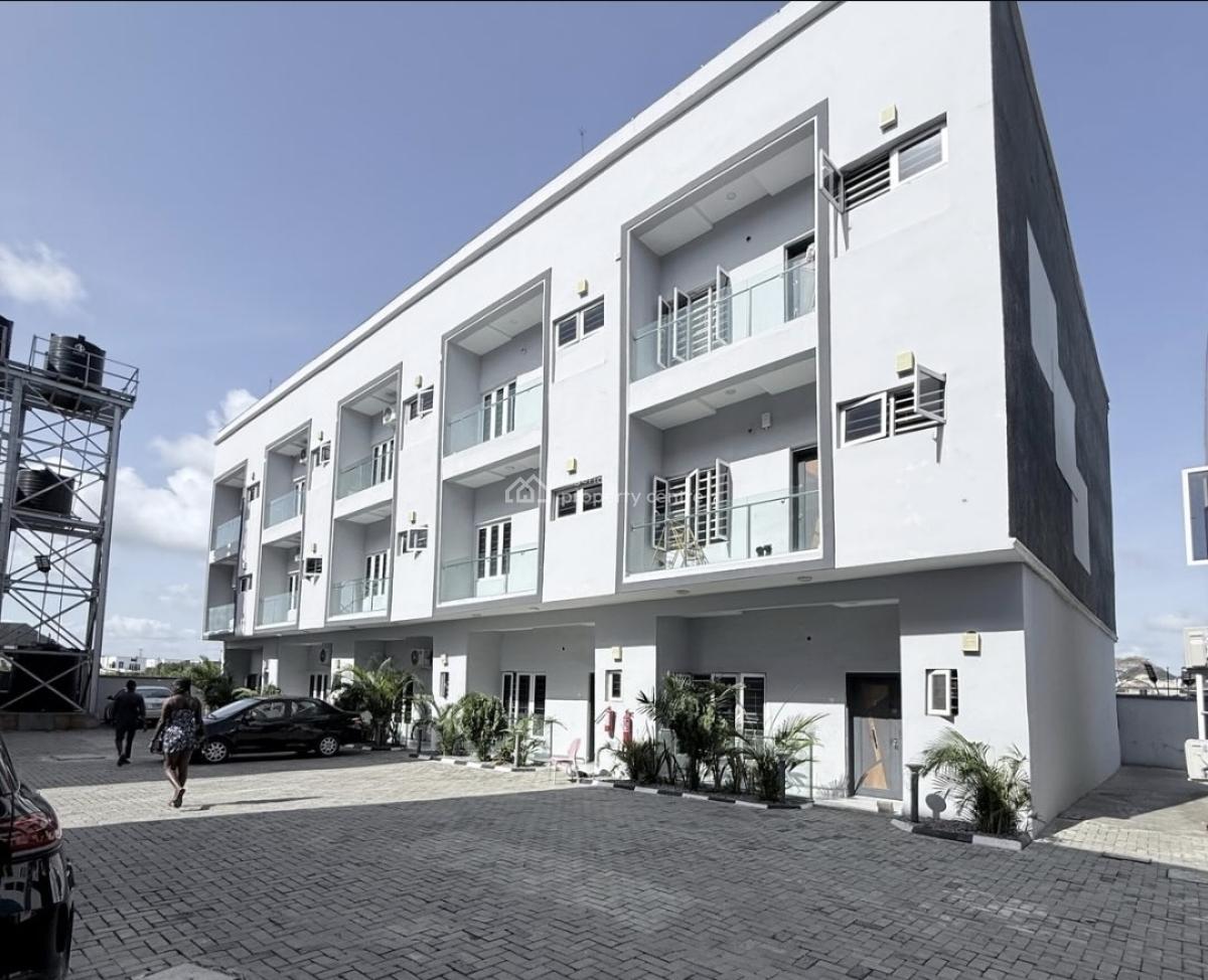 Luxury 4bwdroom Terrace Duplex with Bq, Mobil Road Ilaje, Ilaje, Ajah, Lagos, Terraced Duplex for Rent