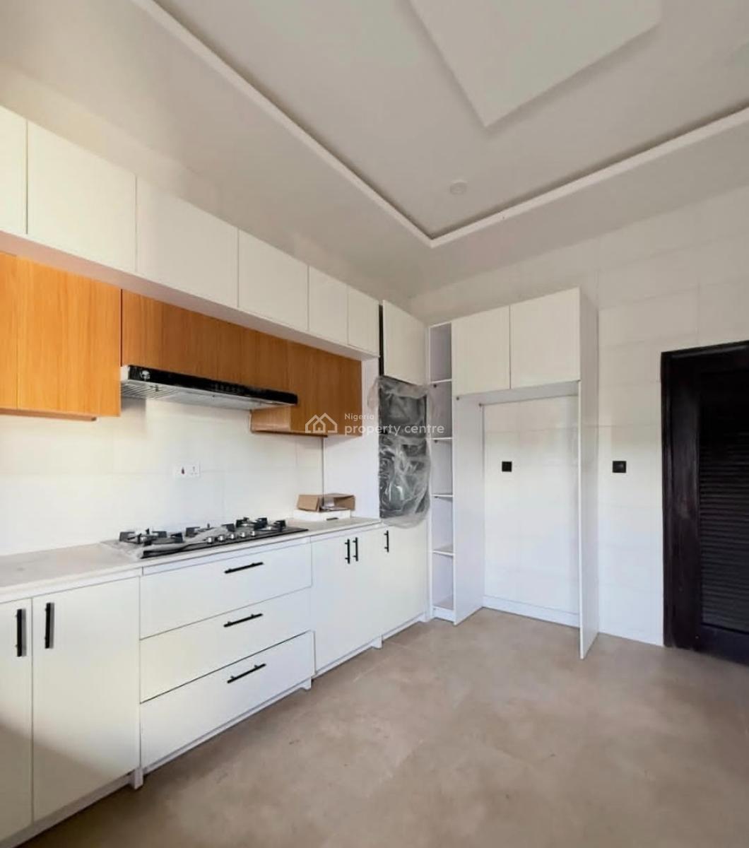 Luxury 4bwdroom Terrace Duplex with Bq, Mobil Road Ilaje, Ilaje, Ajah, Lagos, Terraced Duplex for Rent