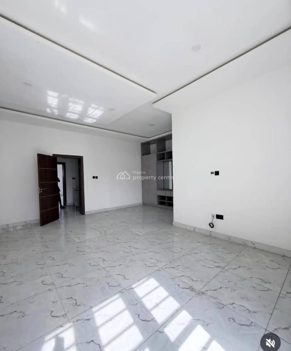 Spacious 4 Bedrooms Terrace Duplex at Ilaje, Ilaje, Ilaje, Ajah, Lagos, Terraced Duplex for Rent