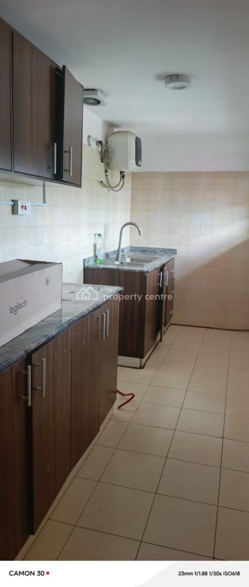 Serviced One Bedroom Penthouse, Lekki Phase 1, Lekki, Lagos, Mini Flat (room and Parlour) for Rent