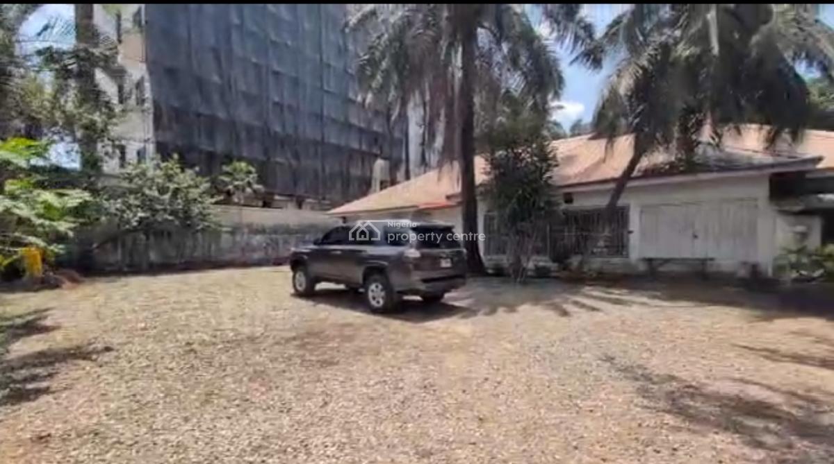 Big 4 Bedrom Detach Bungalow+ Mini Flat Bq on 3 Plots  ( All Purposes), Lovely Environment @ Ikeja Gra Ikeja Lagos, Ikeja Gra, Ikeja, Lagos, Commercial Property for Rent