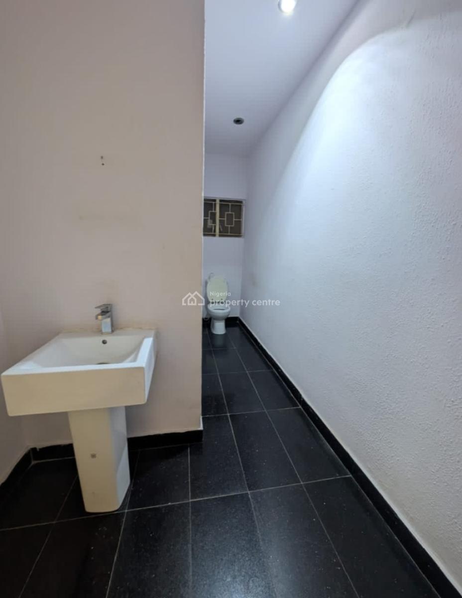Big 4 Bedrom Detach Bungalow+ Mini Flat Bq on 3 Plots  ( All Purposes), Lovely Environment @ Ikeja Gra Ikeja Lagos, Ikeja Gra, Ikeja, Lagos, Commercial Property for Rent
