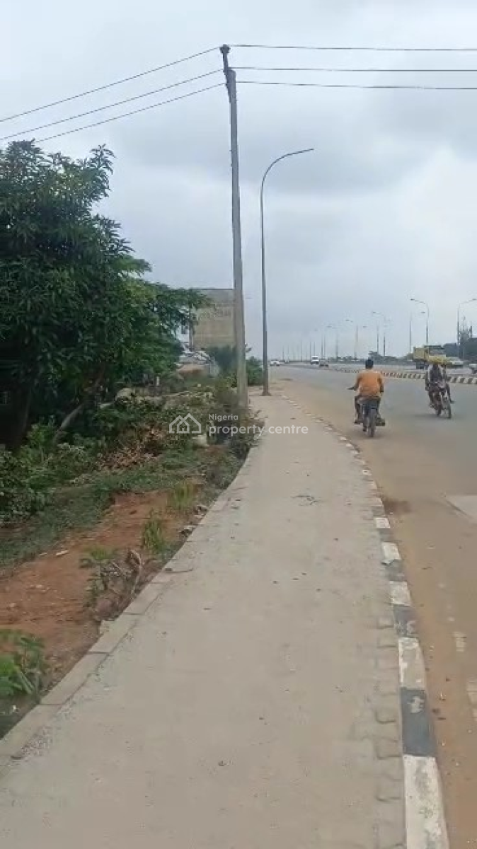 Prime Commercial Land -- Gwarimpa Expressway, Abuja, Gwarinpa-kubwa Express, Gwarinpa, Abuja, Commercial Land for Sale