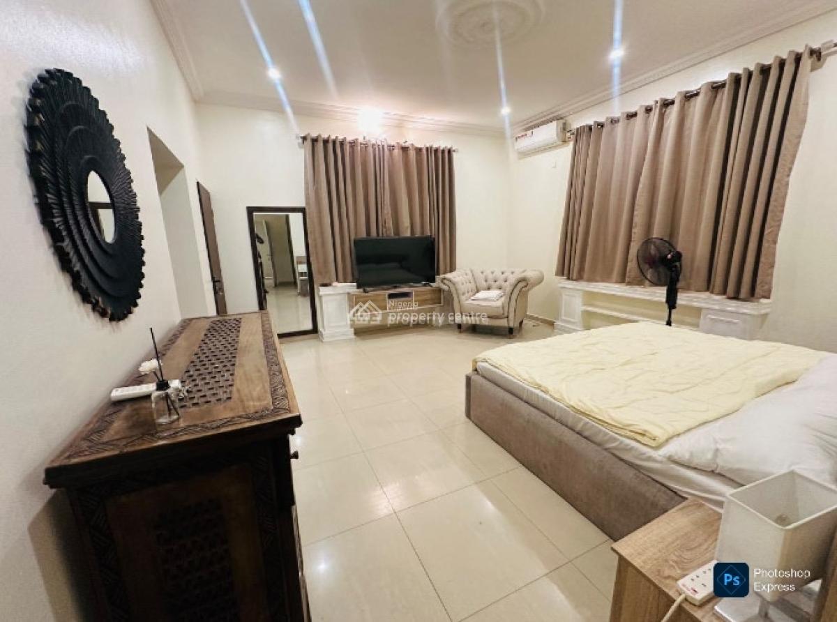 Executive 4br Duplex in Maitama  Garden Sit-out  Solar Power, Main Abuja, Maitama District, Abuja, Detached Duplex for Rent