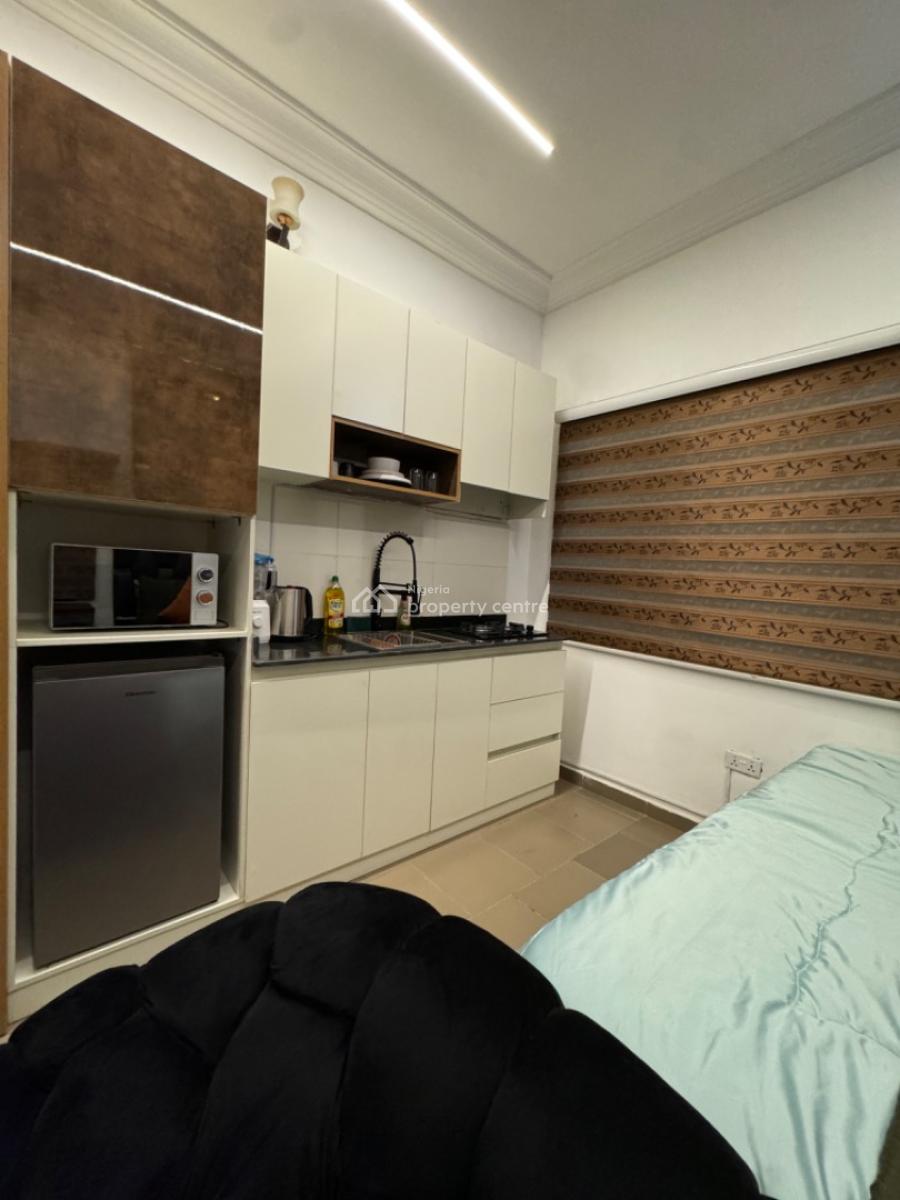 Kada Hotspot Elite Studio  247 Electricity, Gambo Sawaba Street, First Avenue Gwarimpa, Gwarinpa, Abuja, Self Contain (single Rooms) Short Let