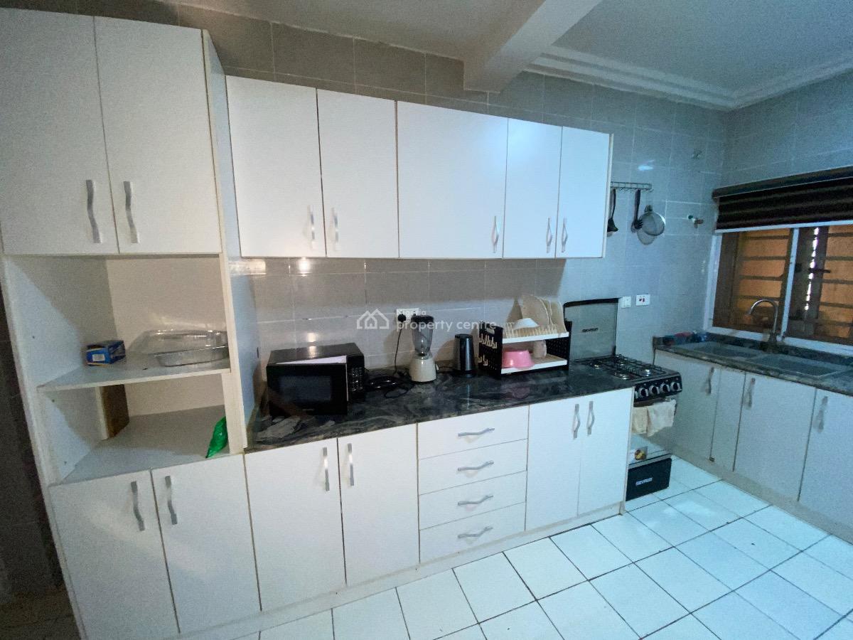 Furnished 3  Bedroom Apartment, in a Secured Estate, Wuye, Abuja, Flat / Apartment for Rent