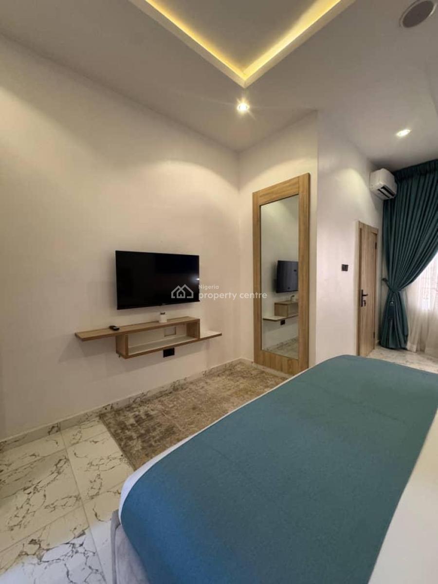 Fully Furnished 3 Bedroom Apartment with Indoor Games (snooker Etc), Lekki Phase 1, Lekki, Lagos, Flat / Apartment for Rent