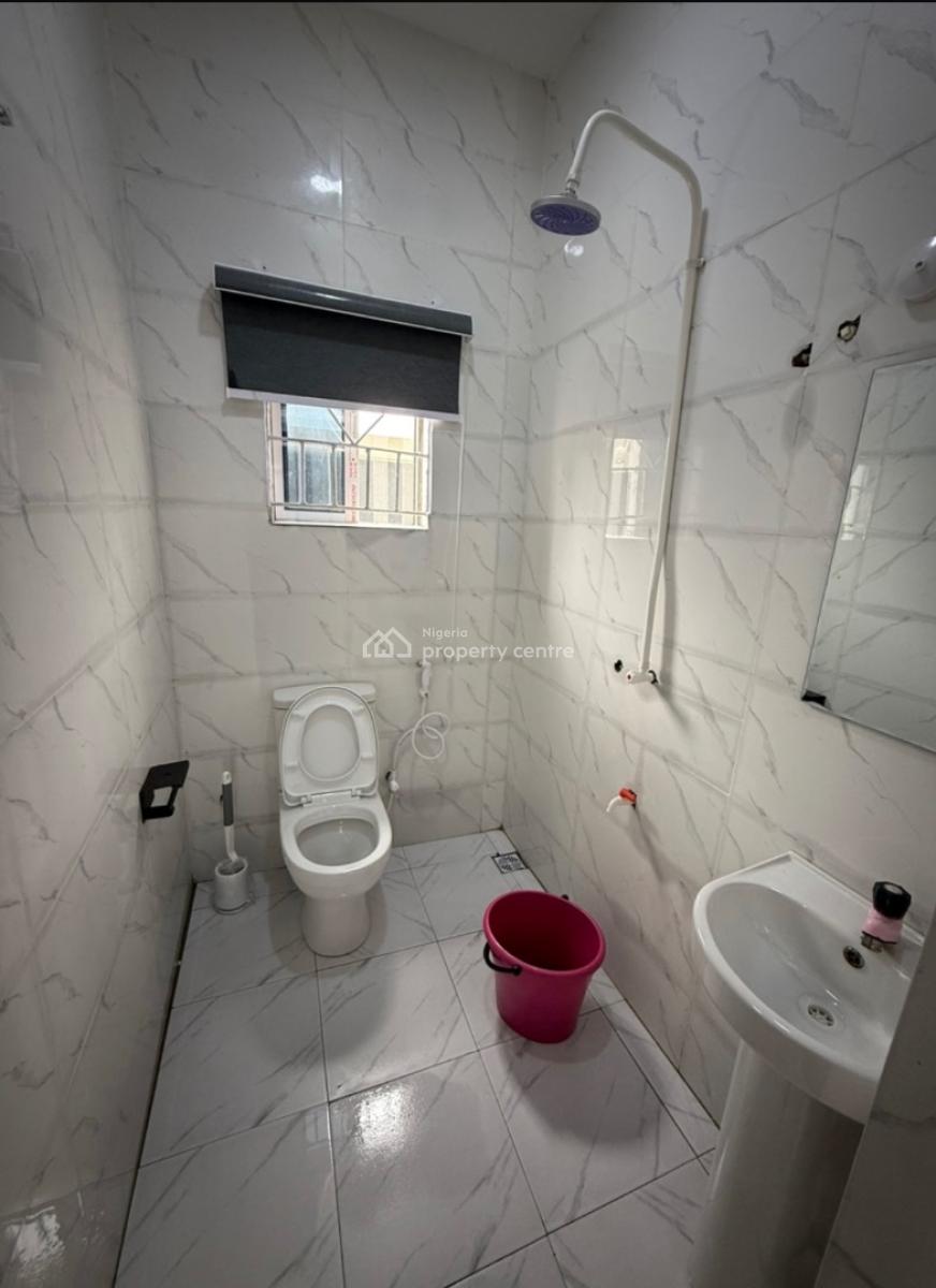 Affordable Premium Studio with Netflix, Wifi, Dstv and Washing Machine, Ogudu, Lagos, Self Contain (single Rooms) Short Let