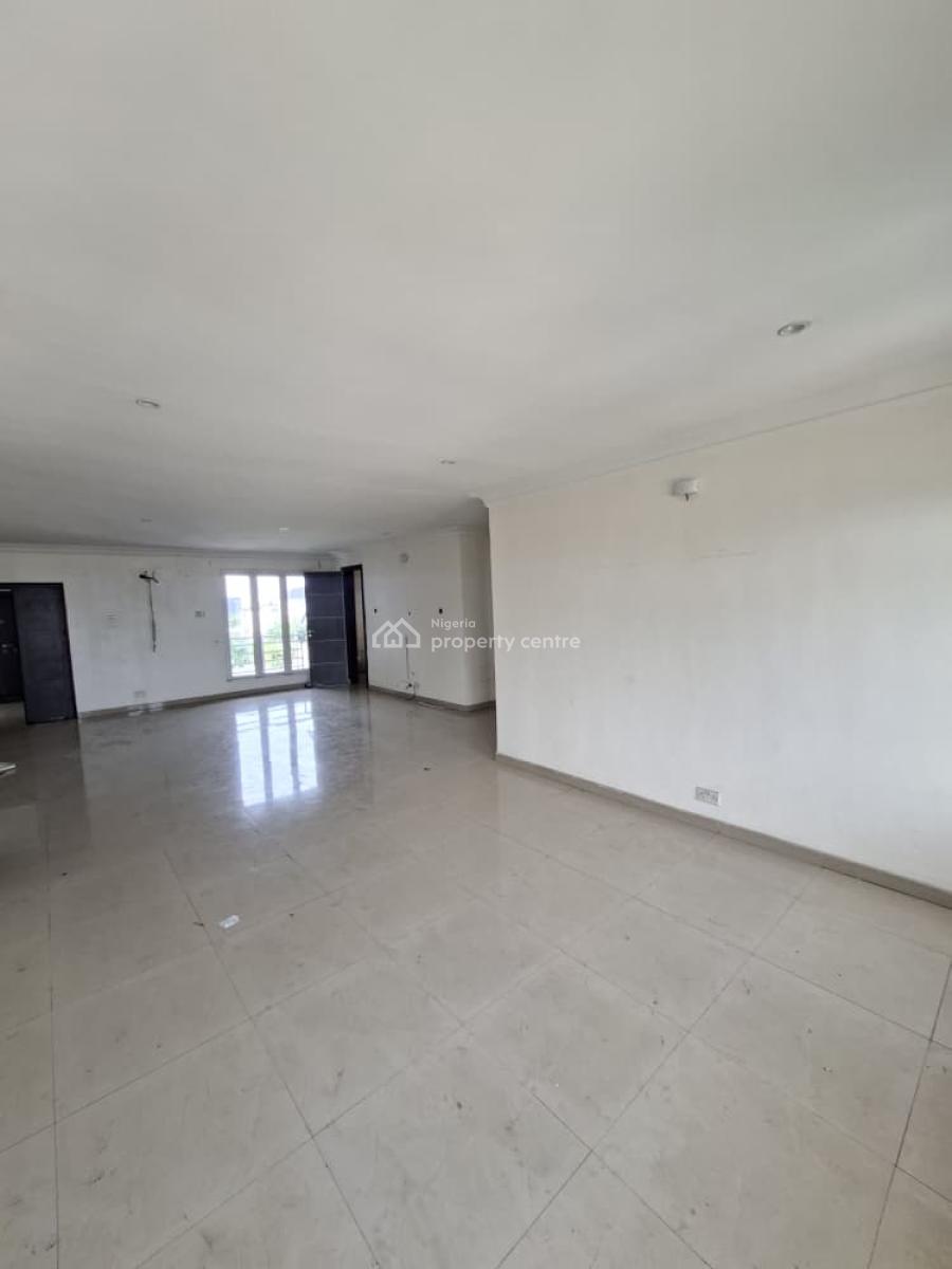 Spacious 2 Bedroom Apartment (pent Floor) with a Bq, Swimming Pool, Lekki Phase 1 Right, Lekki Phase 1, Lekki, Lagos, Flat / Apartment for Rent