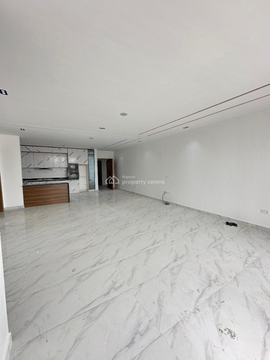 a Spacious  1 Bedroom Apartment, Lekki Phase 1, Lekki, Lagos, Flat / Apartment for Sale