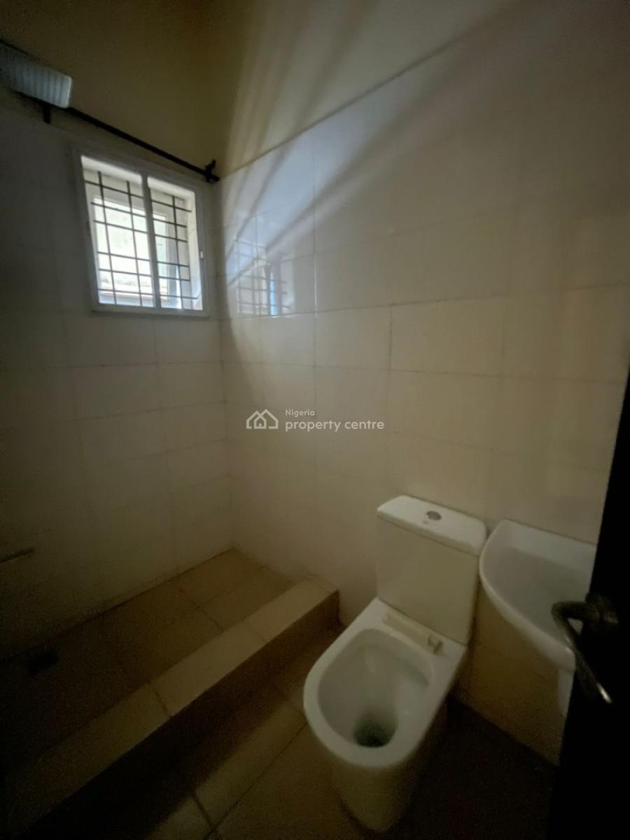 Spacious 3 Bedroom Apartment, Oral Estate, Ikota, Lekki, Lagos, Flat / Apartment for Rent