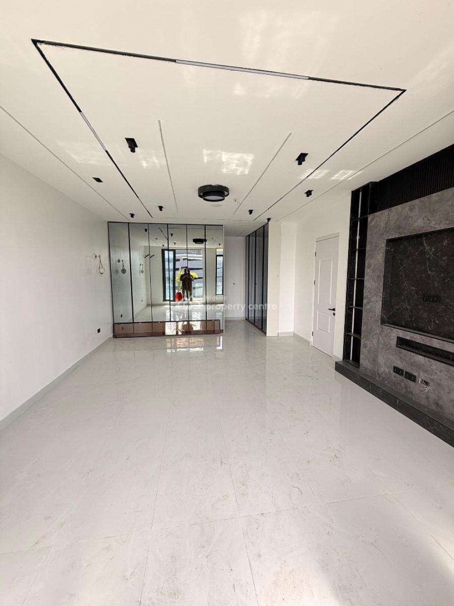 Contemporary 5bedroom Self Compound Terrace Duplex, Lekki Phase 1 Off Freedomway, Lekki, Lagos, Semi-detached Duplex for Sale